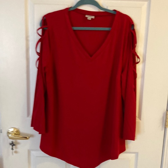 Avenue Tops - WOMANS v neck, caged flare sleeve top ANY 2 TOPS FOR $12